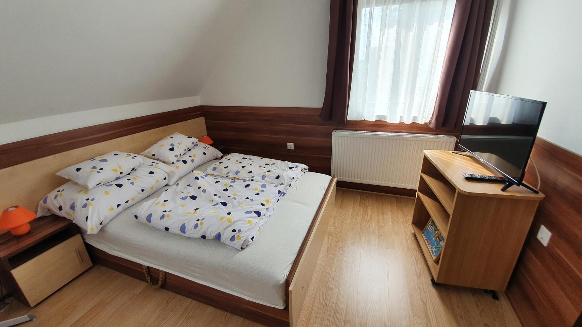 Crystal Sosto Apartman Nyiregyhaza Ruang foto