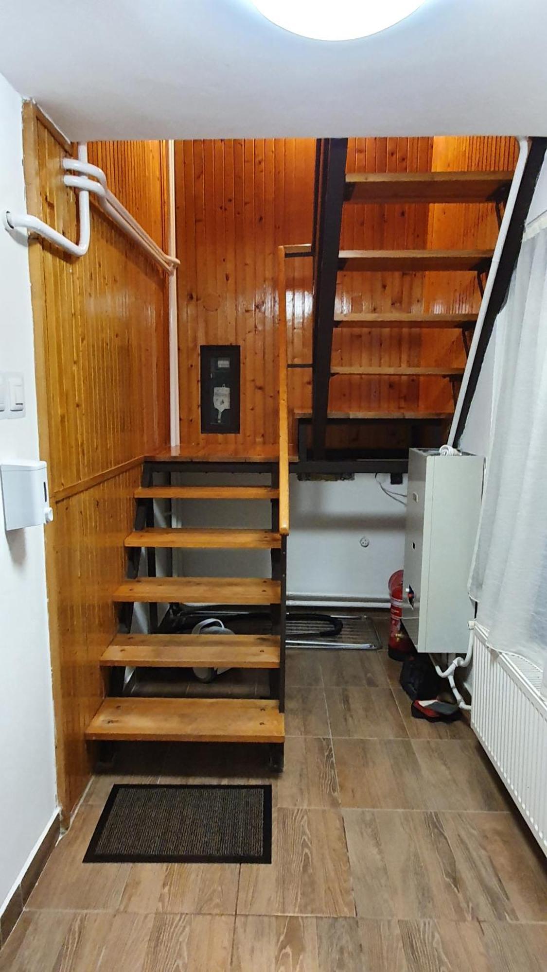 Crystal Sosto Apartman Nyiregyhaza Ruang foto