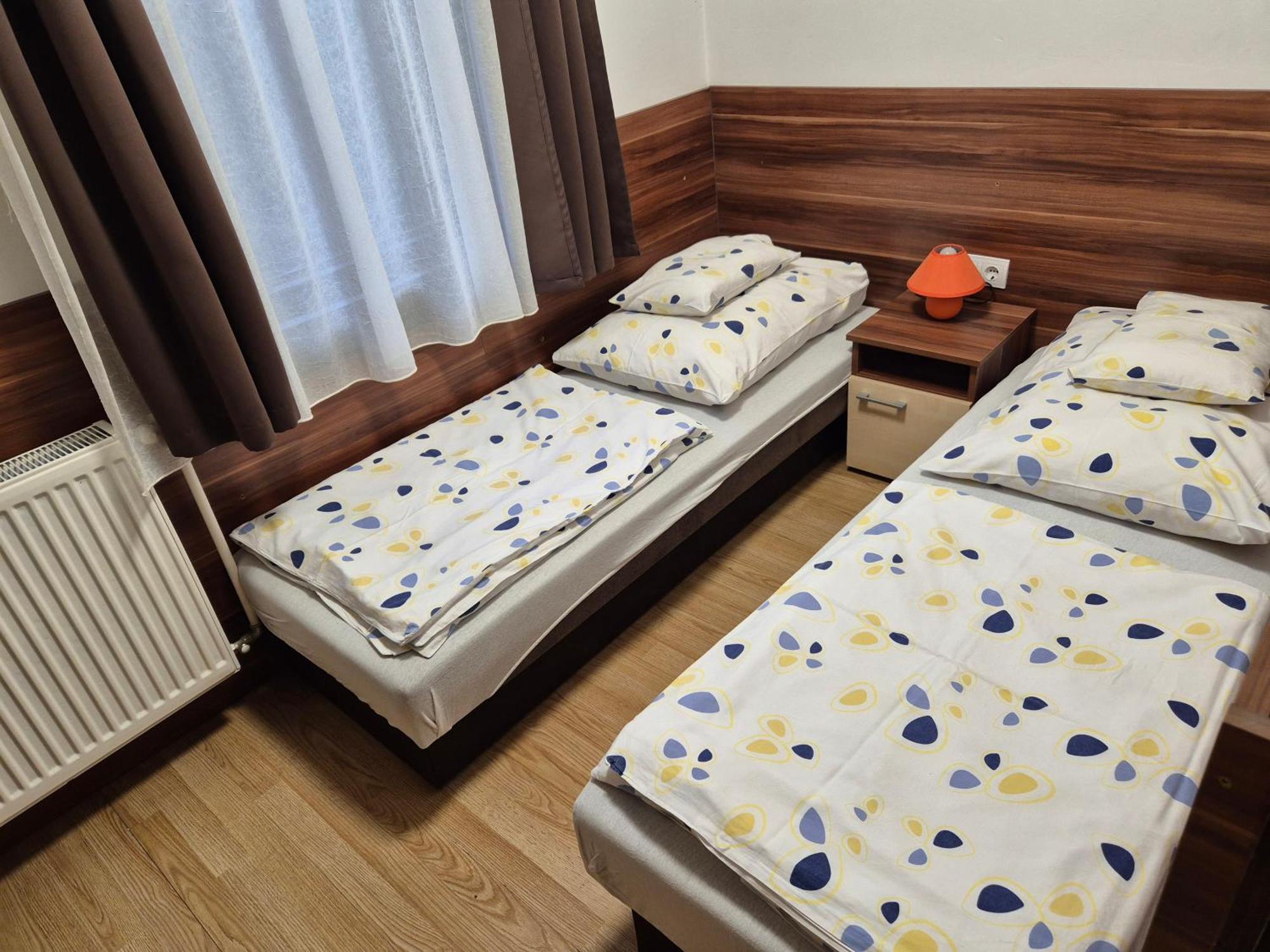 Crystal Sosto Apartman Nyiregyhaza Bagian luar foto