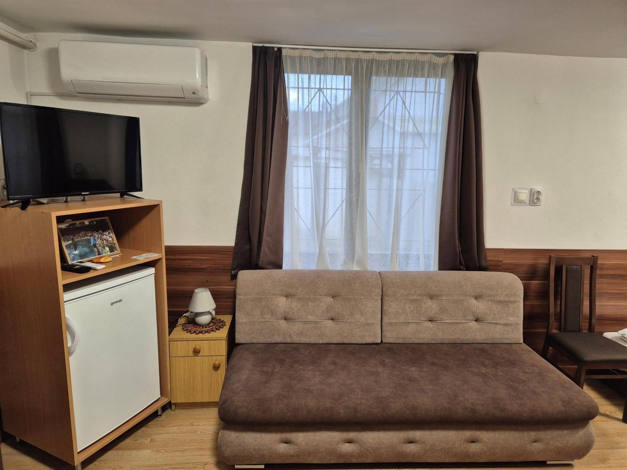 Crystal Sosto Apartman Nyiregyhaza Bagian luar foto