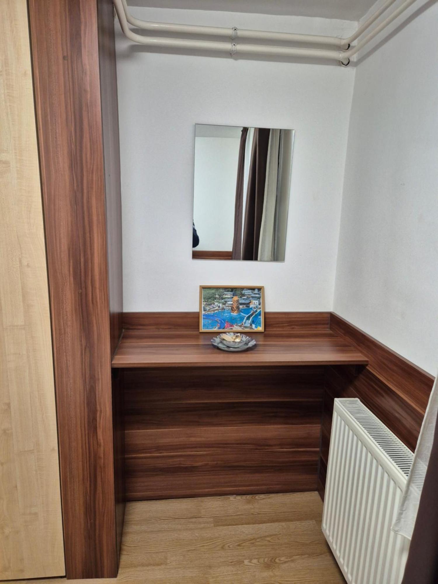 Crystal Sosto Apartman Nyiregyhaza Bagian luar foto