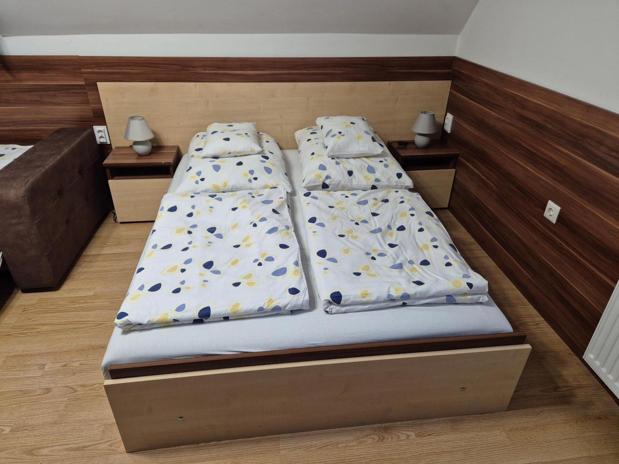 Crystal Sosto Apartman Nyiregyhaza Bagian luar foto